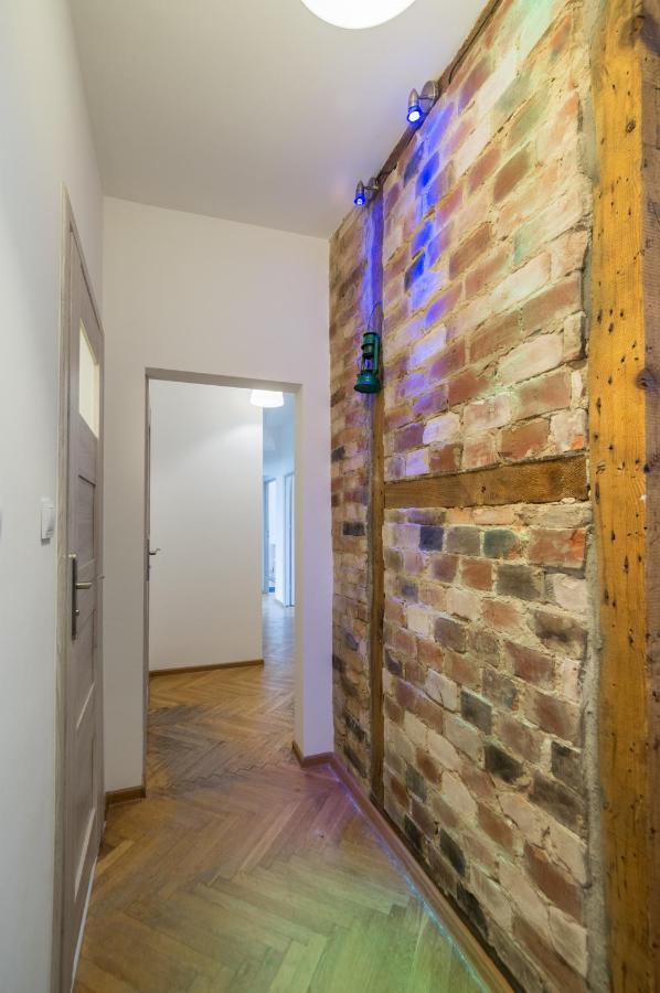 Uwh Hostel Gdansk Dış mekan fotoğraf